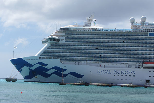Regal Princess docked in Aruba