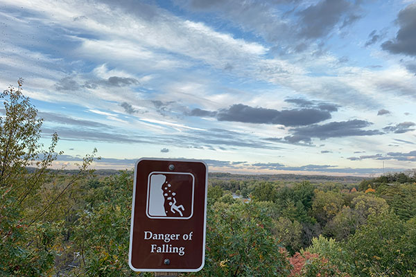 Danger of Falling sign