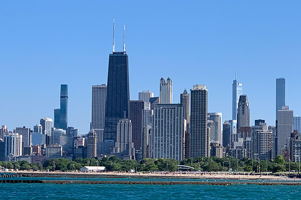 Chicago skyline from lake to Sears Tower