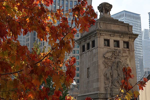 Michigan Avenue Bridgehouse along Chicago River