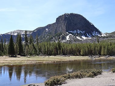 Mountain behind lake