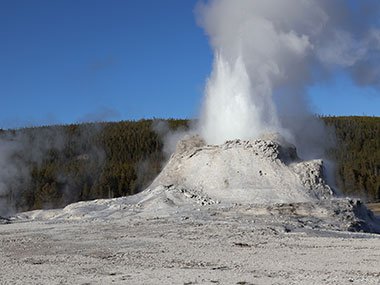 Castle Geyser full eruption - Yellowstone National Park