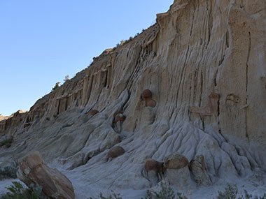 Sandy cliffs in Theodore Roosevelt National Park