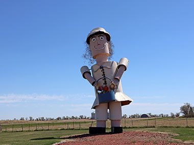 Enchanted Highway Tin Family woman sculpture