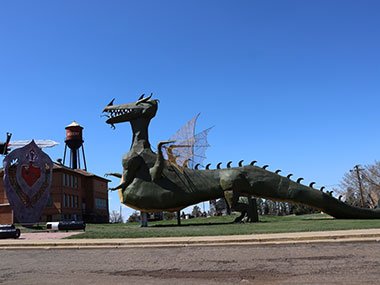 Enchanted Highway dragon sculpture
