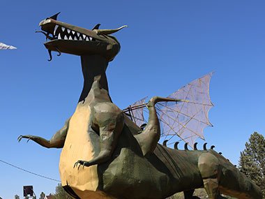 Dragon statue