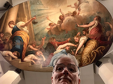 Pat selfie with painting on ceiling