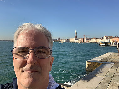 Pat selfie along coast of Venice