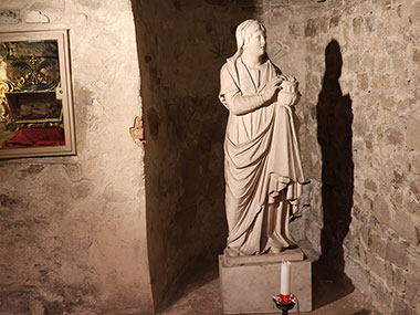 Statue in crypt