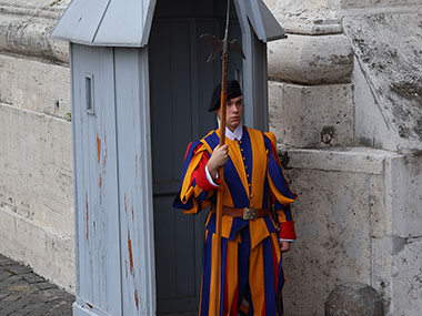 Guard out front of St. Peter's Basilica