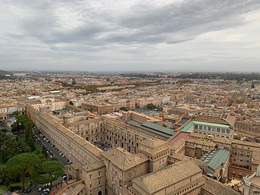 Buildings next to St. Peter's Basilica