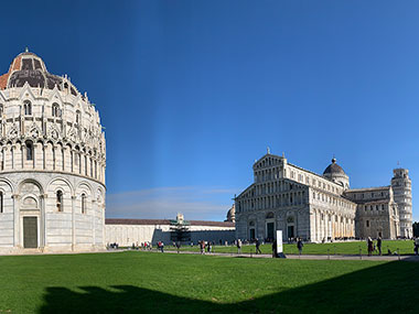 Piazza dei Mirracoli - Pisa
