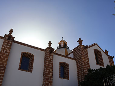 Back area of Basílica de Nuestra Señora del Pino
