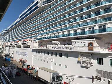 Gangway to Enchanted Princess