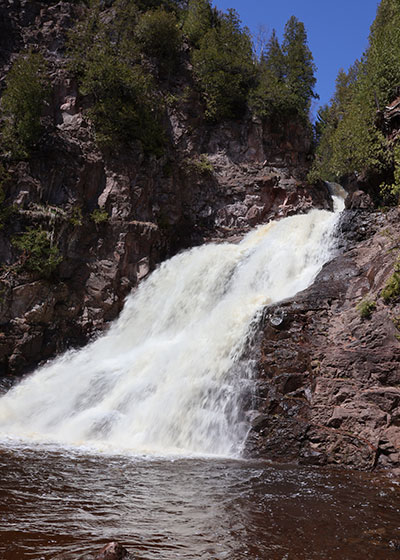 unobstructed view of waterfall