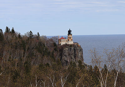 Lighthouse zoomed in from a distance