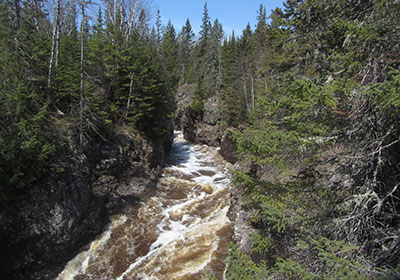 Temperance River from cliff