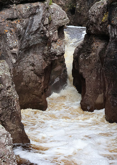 River very narrow