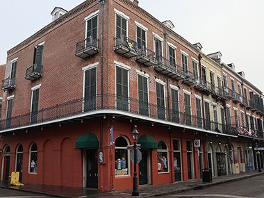 Balcony wraps around building