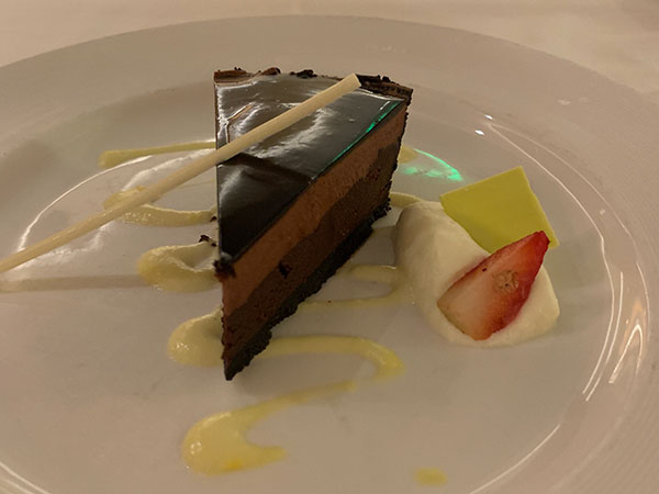 Chocolate cake for desert